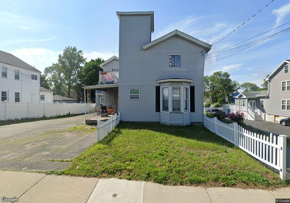 224 Cross St unit 226-2, Malden, MA 02148 - photo 1