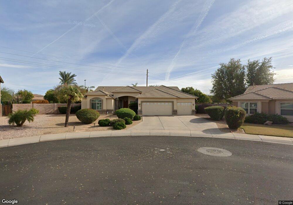 109 N Joshua Tree Ln, Gilbert, AZ 85234 - photo 1