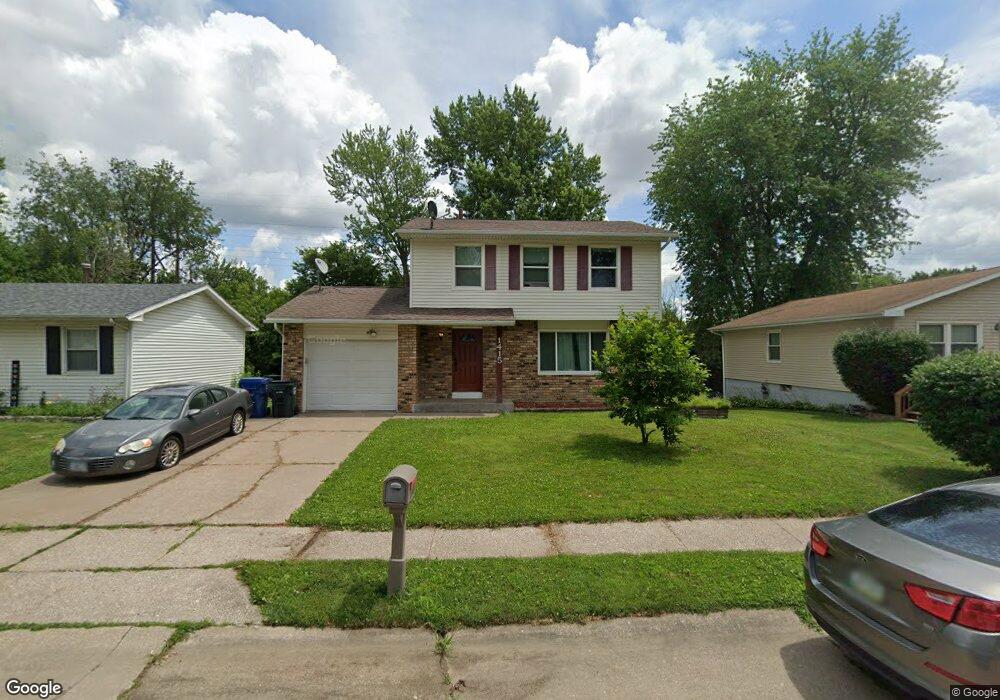 1415 N Stark St, Davenport, IA 52804 - photo 1