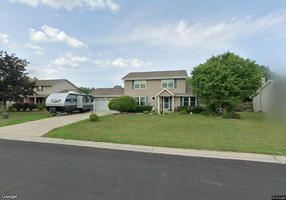 W158N10528 Fieldstone Pass, Germantown, WI 53022 - photo 1