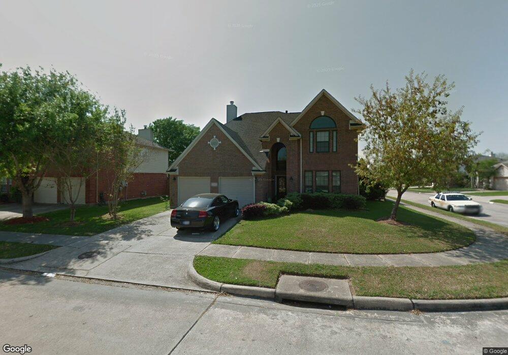 4528 Stonebridge Dr, Pearland, TX 77584 - photo 1