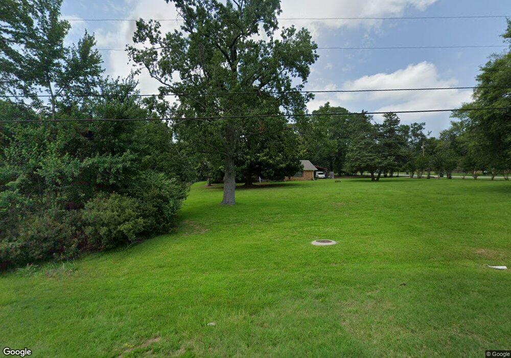 1622 Jeff Davis Dr, Tyler, TX 75703 - photo 1