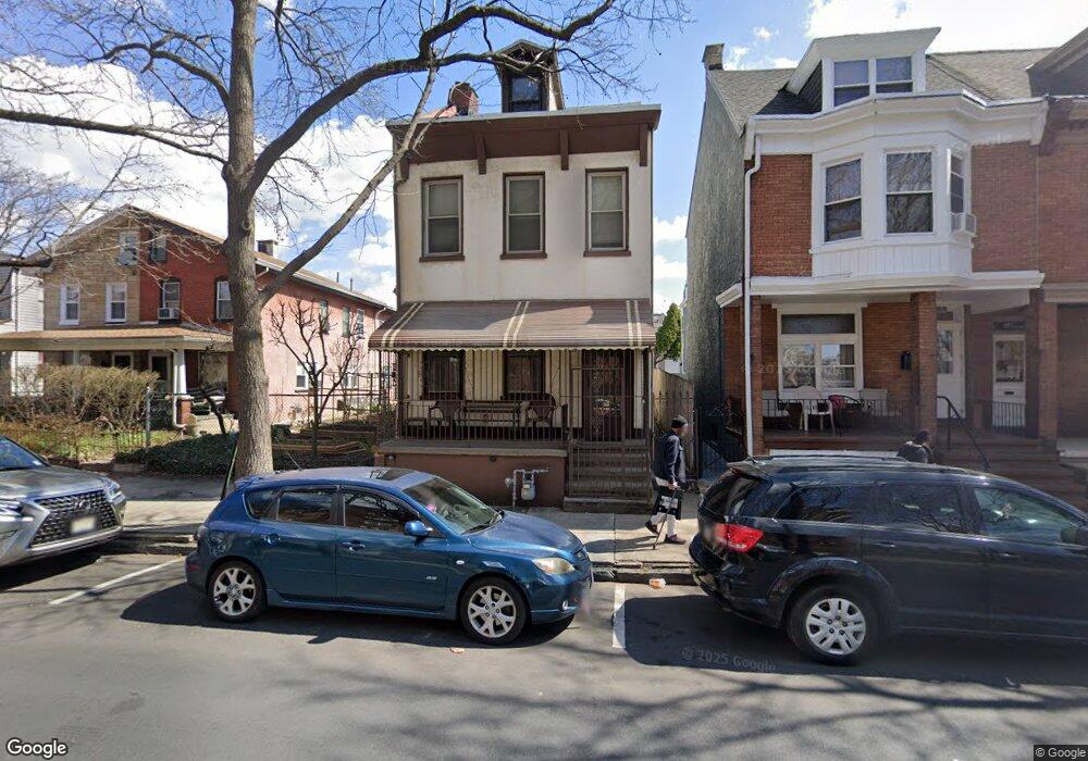 319 S 4th St, Reading, PA 19602 - photo 1