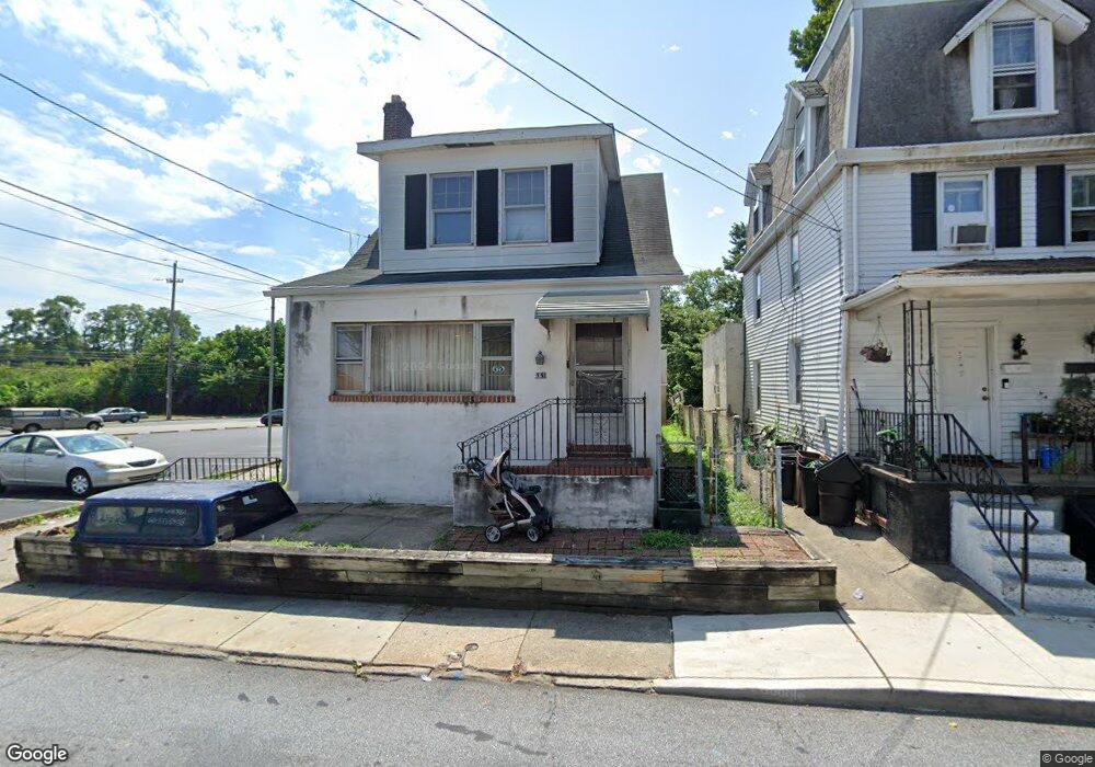 331 Fairview Rd, Crum Lynne, PA 19022 - photo 1