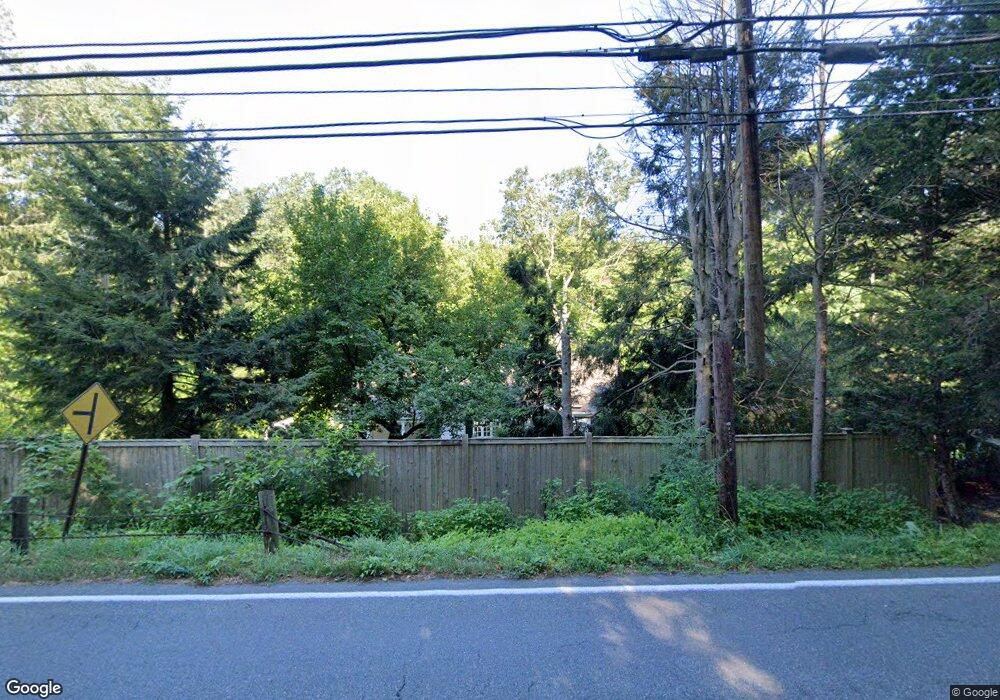 176 Lyons Plain Rd, Weston, CT 06883 - photo 1