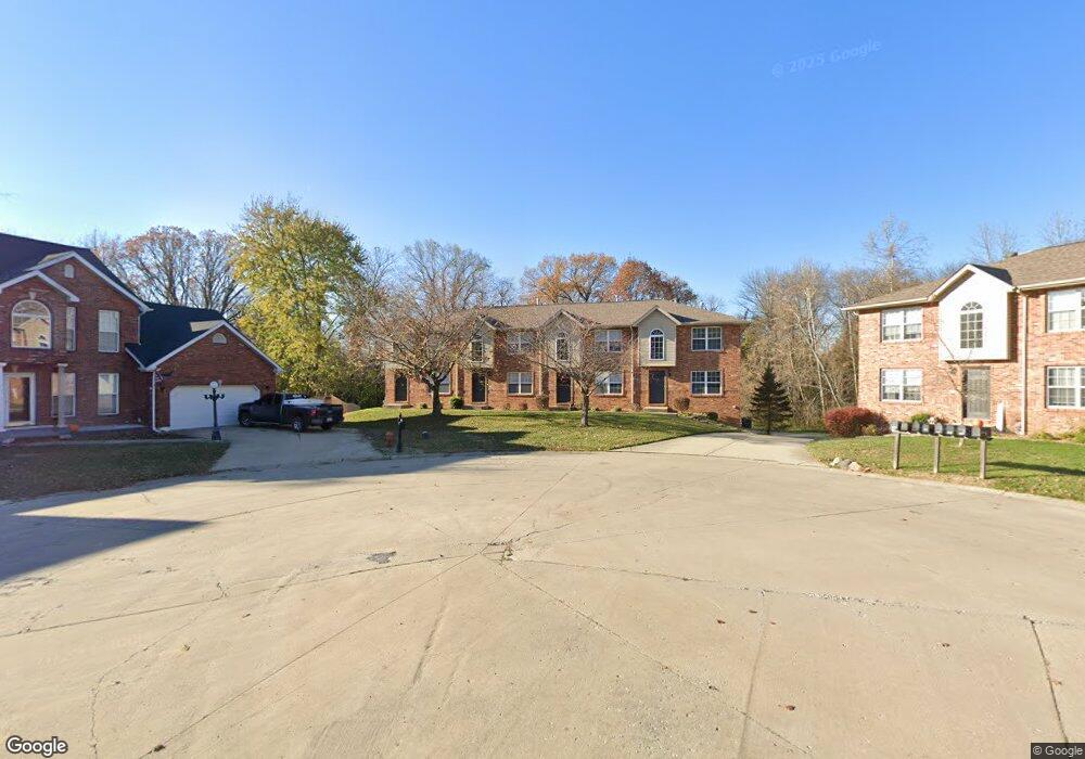 824 Woodsedge Dr, Maryville, IL 62062 - photo 1