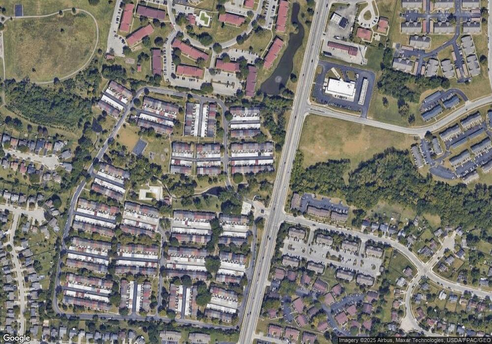 540 Clairbrook Ave unit 10, Columbus, OH 43228 - photo 1