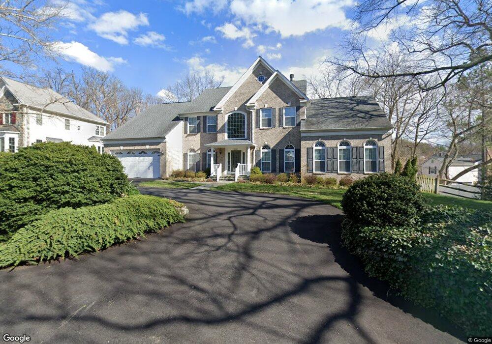 1909 Kirby Rd, McLean, VA 22101 - photo 1