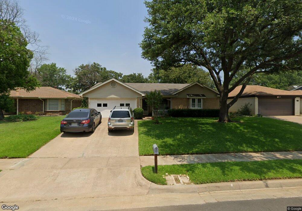 709 Morning Glory Ln, Bedford, TX 76021 - photo 1