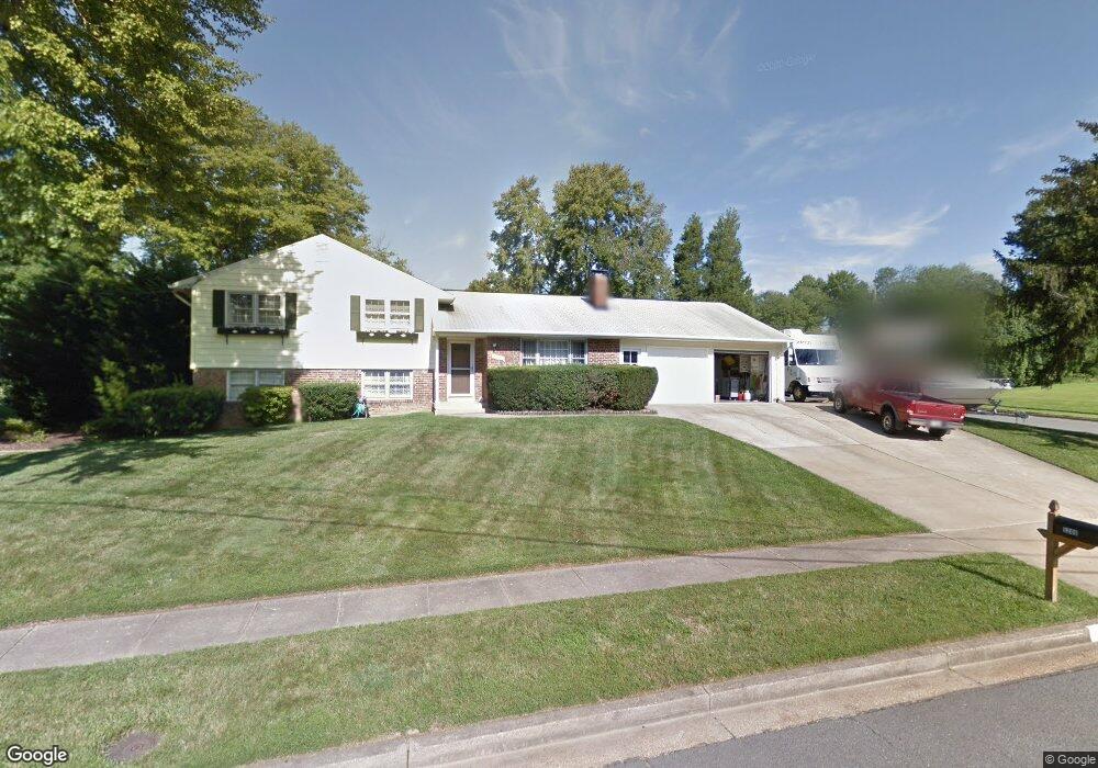 5200 Portsmouth Rd, Fairfax, VA 22032 - photo 1