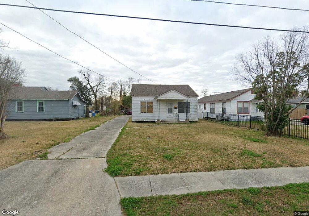 1716 4th St, Lake Charles, LA 70601 - photo 1