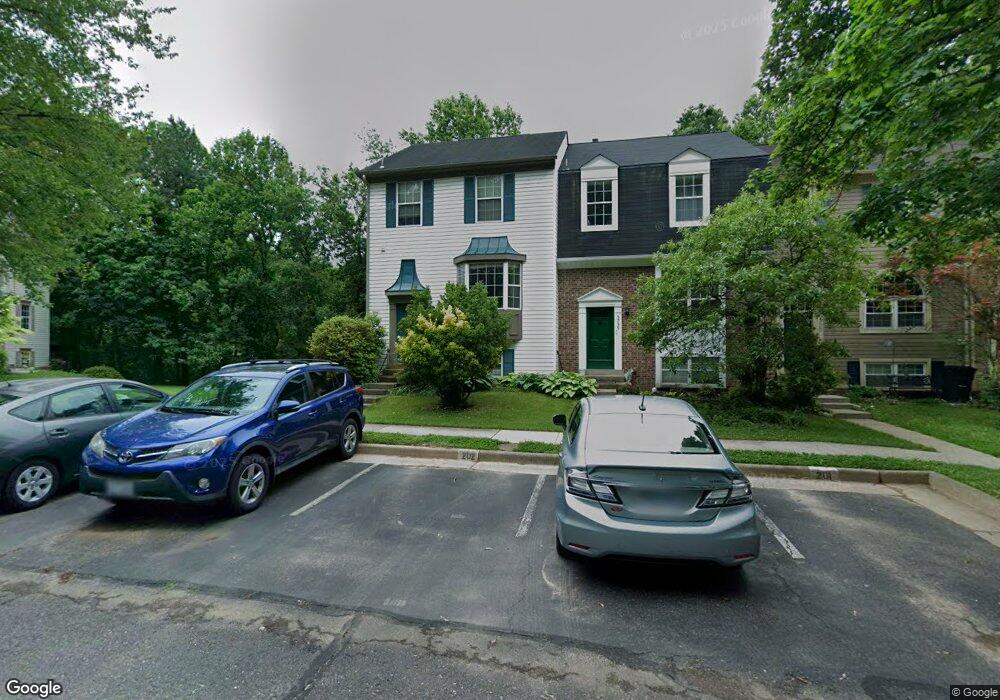 5733 Mason Bluff Dr, Burke, VA 22015 - photo 1