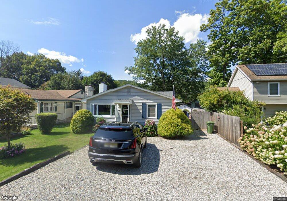 11 Walnut Dr, Belvidere, NJ 07823 - photo 1