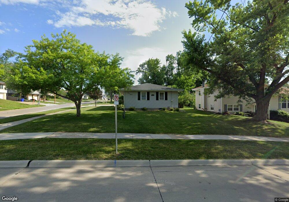 3600 14th Ave SE, Cedar Rapids, IA 52403 - photo 1