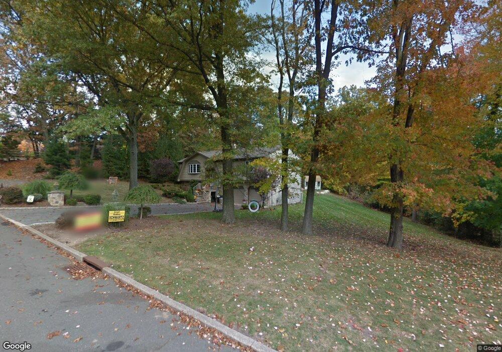 241 Hidden Glen Ct, Franklin Lakes, NJ 07417 - photo 1