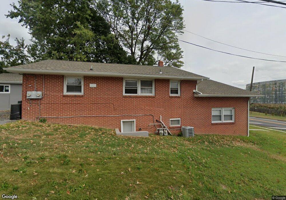 1098 W Ridge Rd unit B, Marcus Hook, PA 19061 - photo 1
