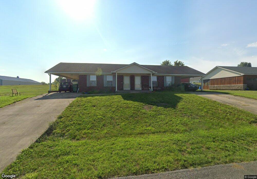 105 Apache Ct, Bloomfield, KY 40008 - photo 1