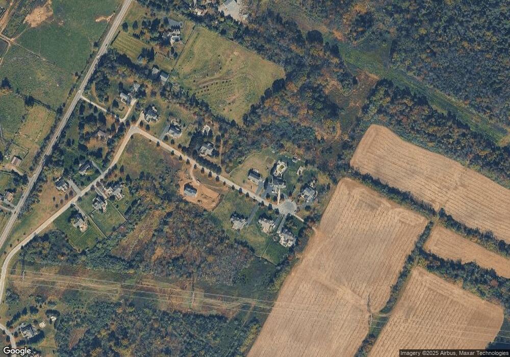 147 Holly Ln, Flemington, NJ 08822 - photo 1