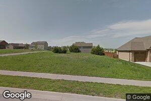 6120 Palisades Dr, Lawrence, KS 66049