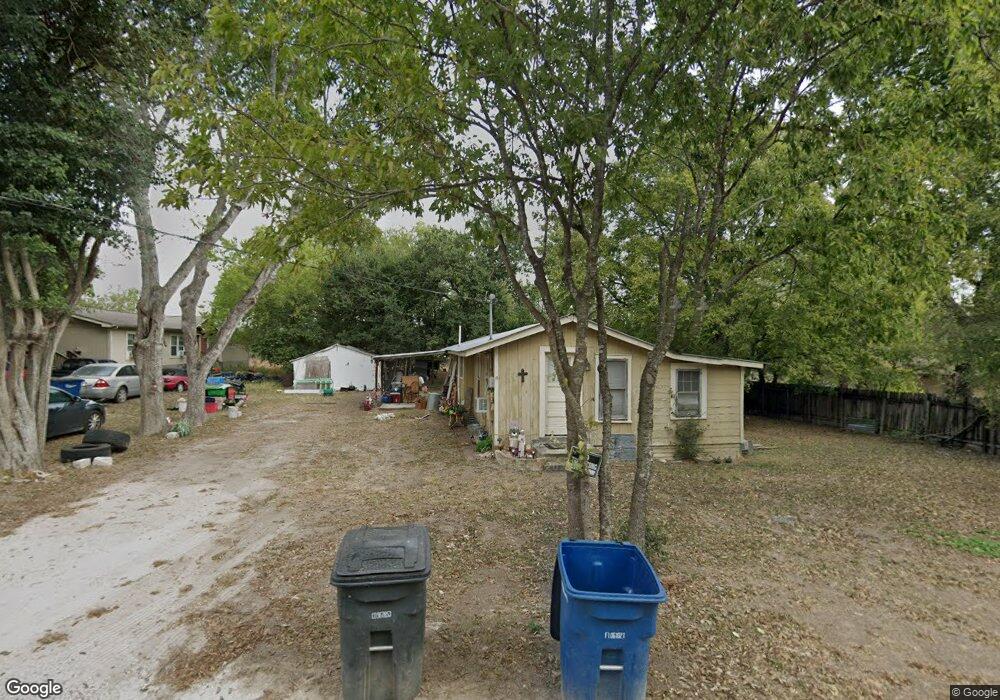 740 Ewelling Ln, New Braunfels, TX 78130 - photo 1