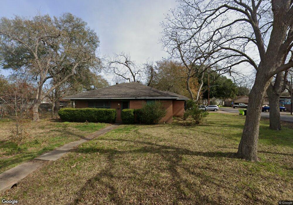 1521 6th St, Rosenberg, TX 77471 - photo 1