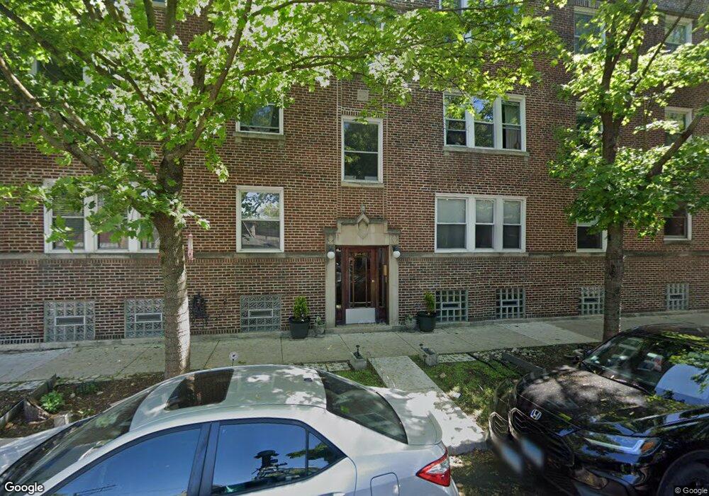 2049 W Ainslie St unit 20493, Chicago, IL 60625 - photo 1