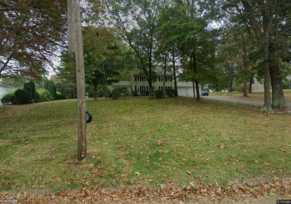 125 Hemlock Dr, Deep River, CT 06417 - photo 1