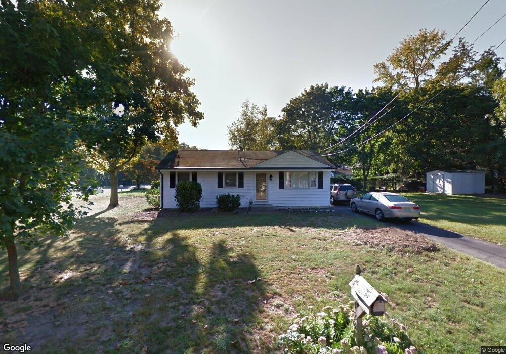 429 Hemlock Ln, Mount Laurel, NJ 08054 - photo 1