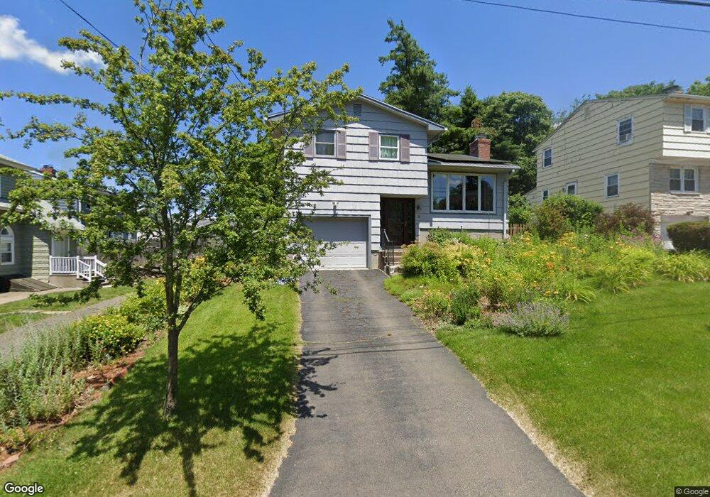 33 Ruby St, New Haven, CT 06515 - photo 1