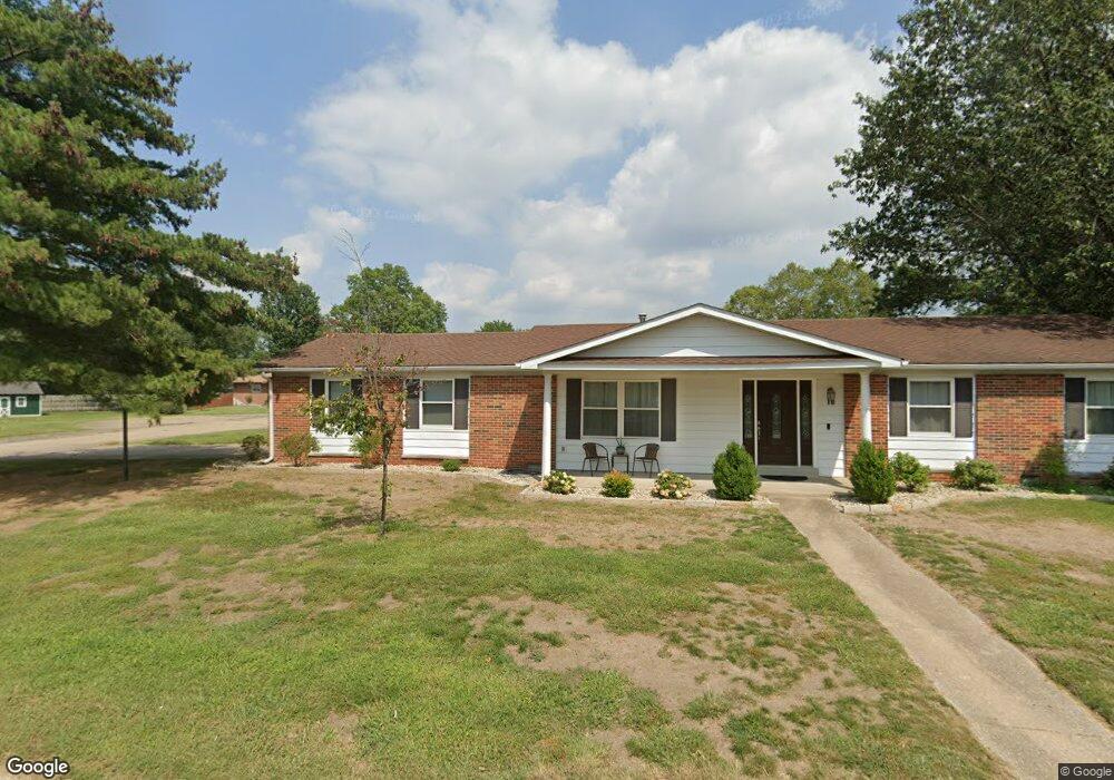 18 Hanson Dr, Granite City, IL 62040 - photo 1