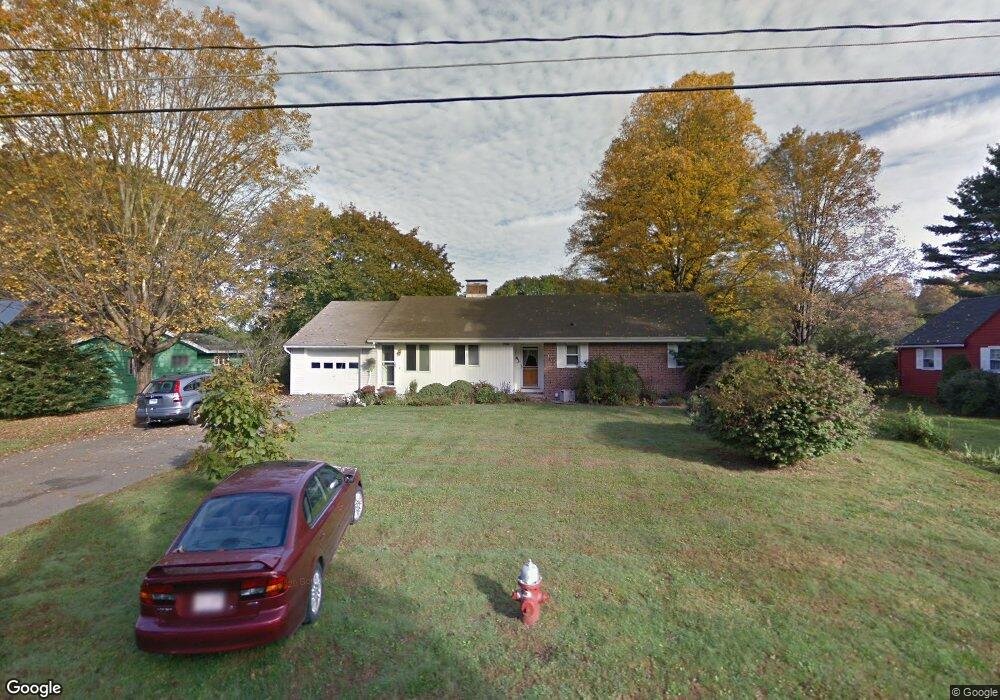 43 Harlow Dr, Amherst, MA 01002 - photo 1