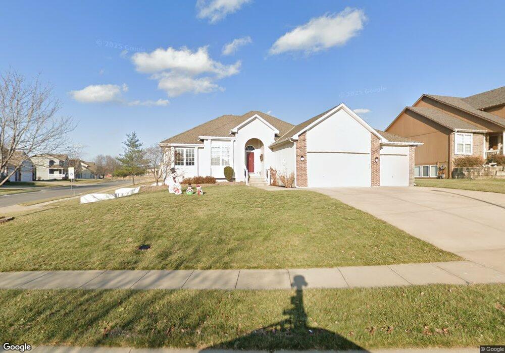 1520 Deer Path, Raymore, MO 64083 - photo 1