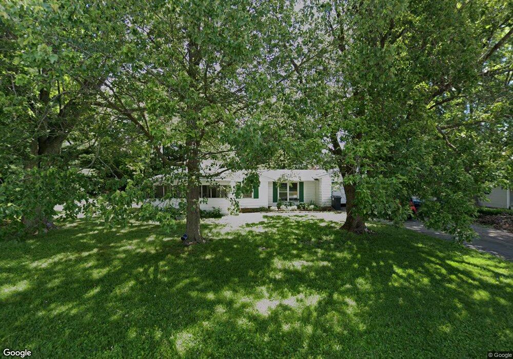 804 S Adams St, Philo, IL 61864 - photo 1