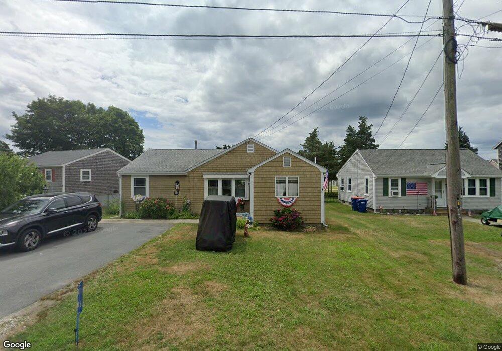 16 Centre Dr, Mattapoisett, MA 02739 - photo 1