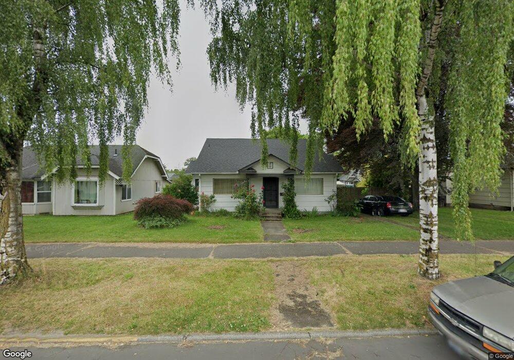 557 Oregon Way, Longview, WA 98632 - photo 1