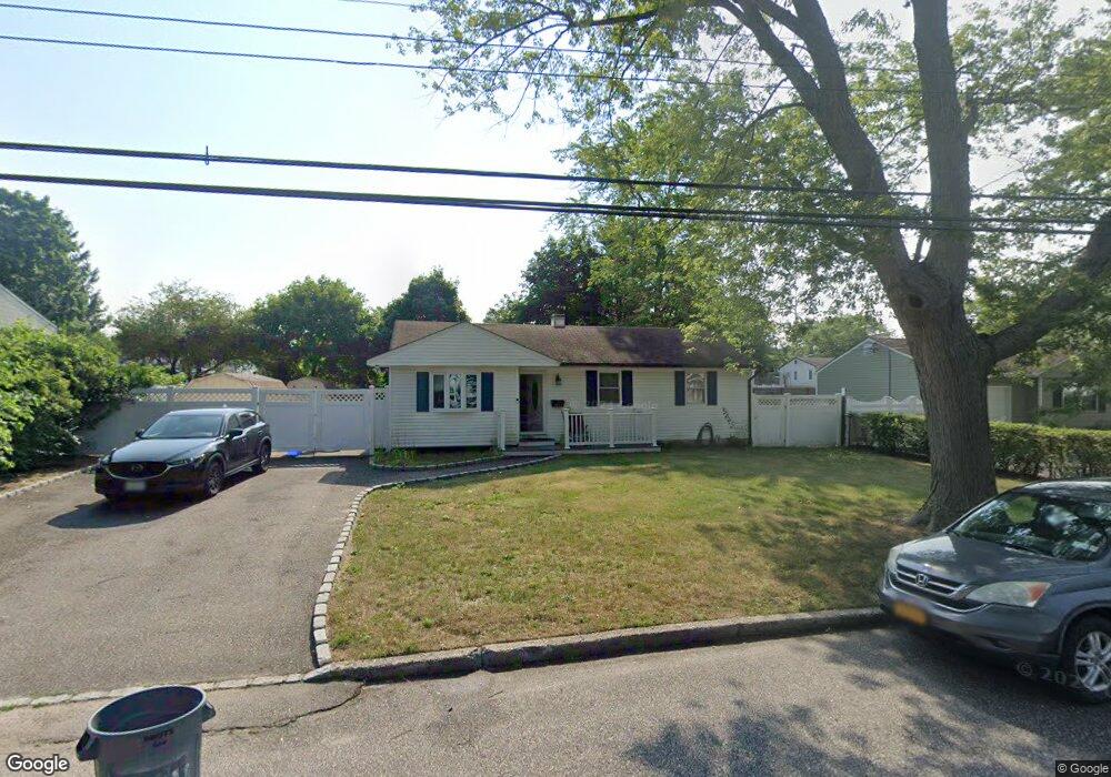 2911 Gull Ave, Medford, NY 11763 - photo 1