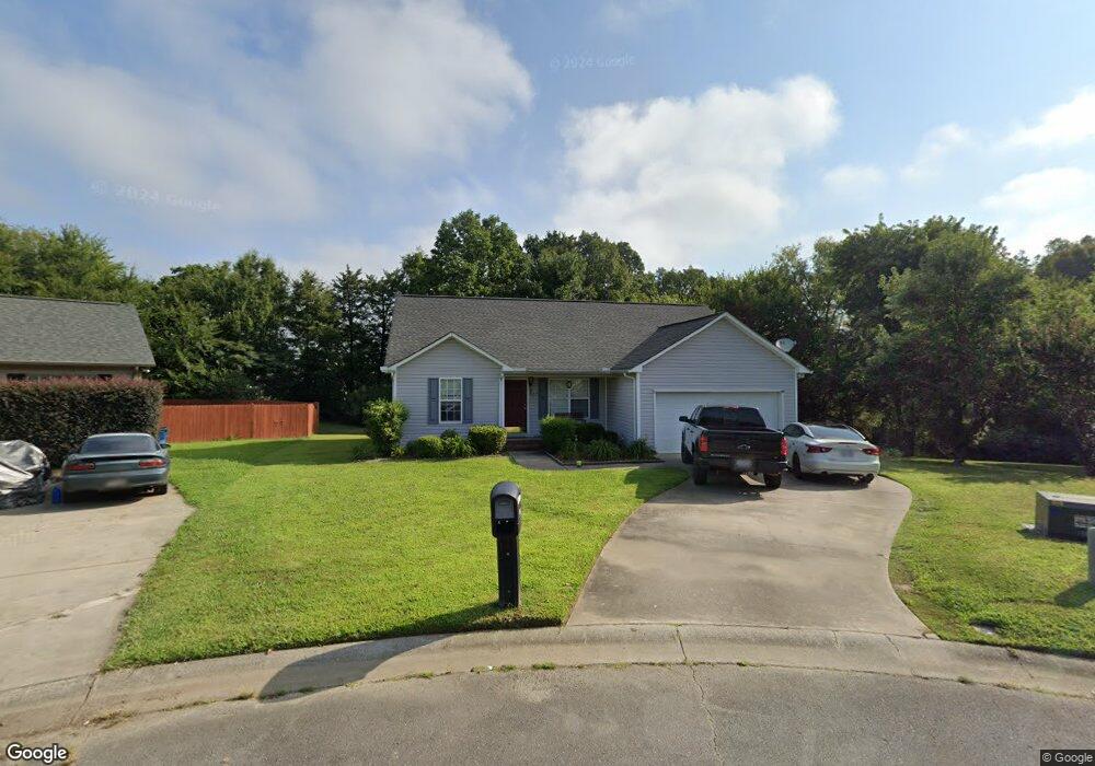 847 Saint Andrews Place, Concord, NC 28025 - photo 1