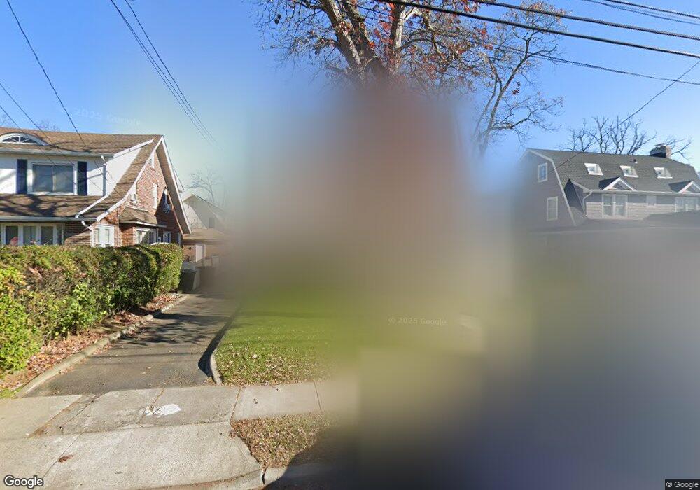 138 Pine St, Woodmere, NY 11598 - photo 1