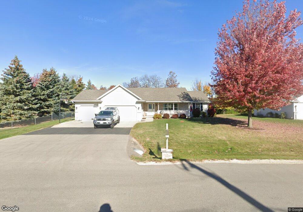 W5734 Hoelzel Way, Appleton, WI 54915 - photo 1