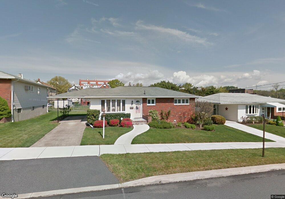 50 Sunrise Dr, Wilkes Barre, PA 18705 - photo 1