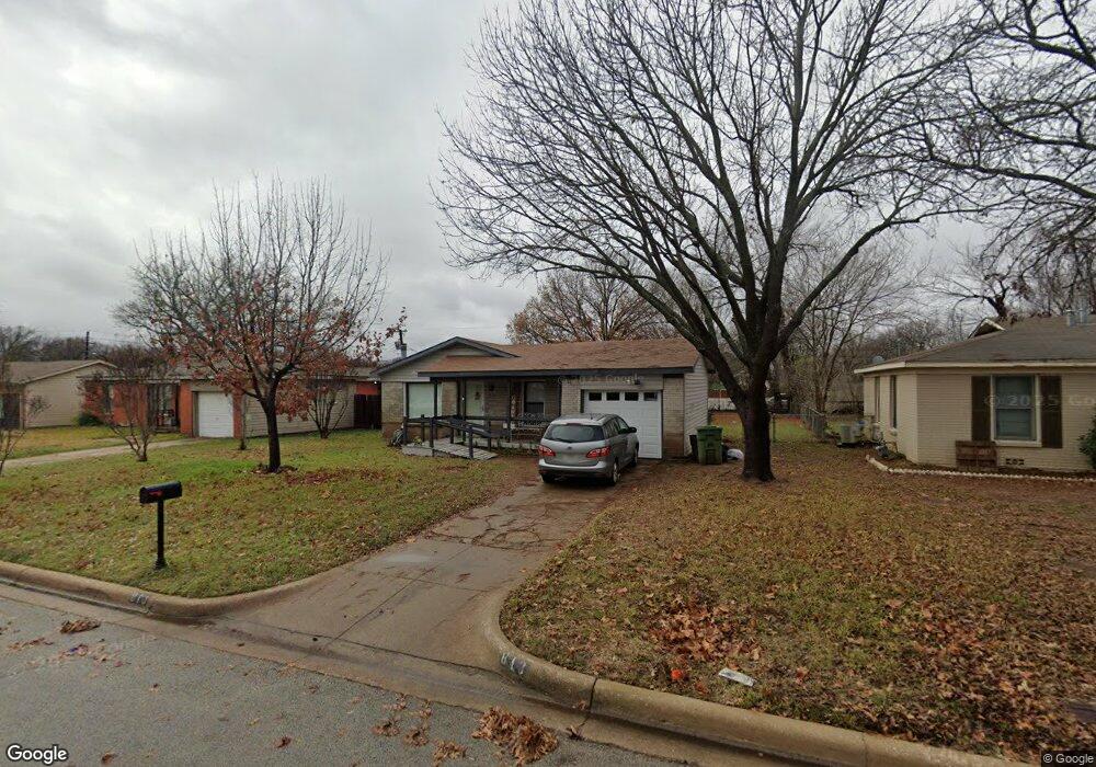 813 Zelda Dr, Hurst, TX 76053 - photo 1