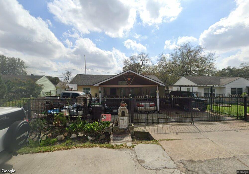 48 Trenwood Ln, Houston, TX 77022 - photo 1