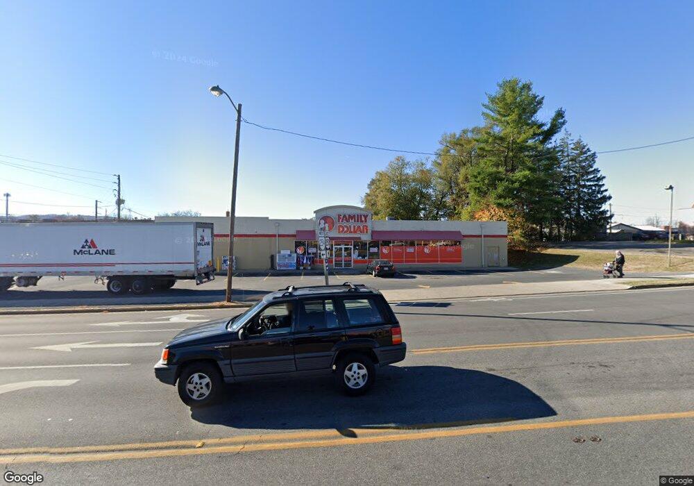 1300 W Broad St, Waynesboro, VA 22980 - photo 1