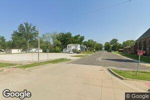 405 N Vine St, Sandoval, IL 62882