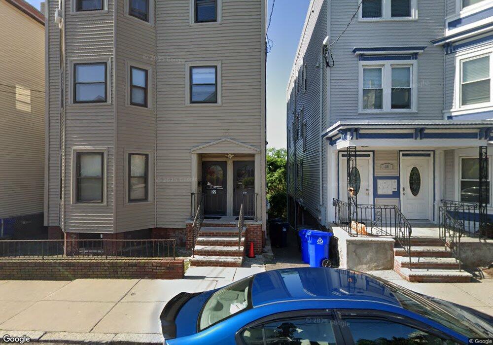 22-24 Gladstone St unit 3 rd Floor, Boston, MA 02128 - photo 1