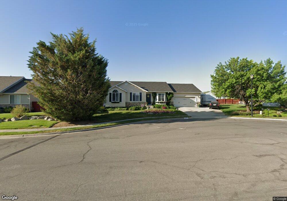 1561 Laurel Chase Cir, Riverton, UT 84065 - photo 1