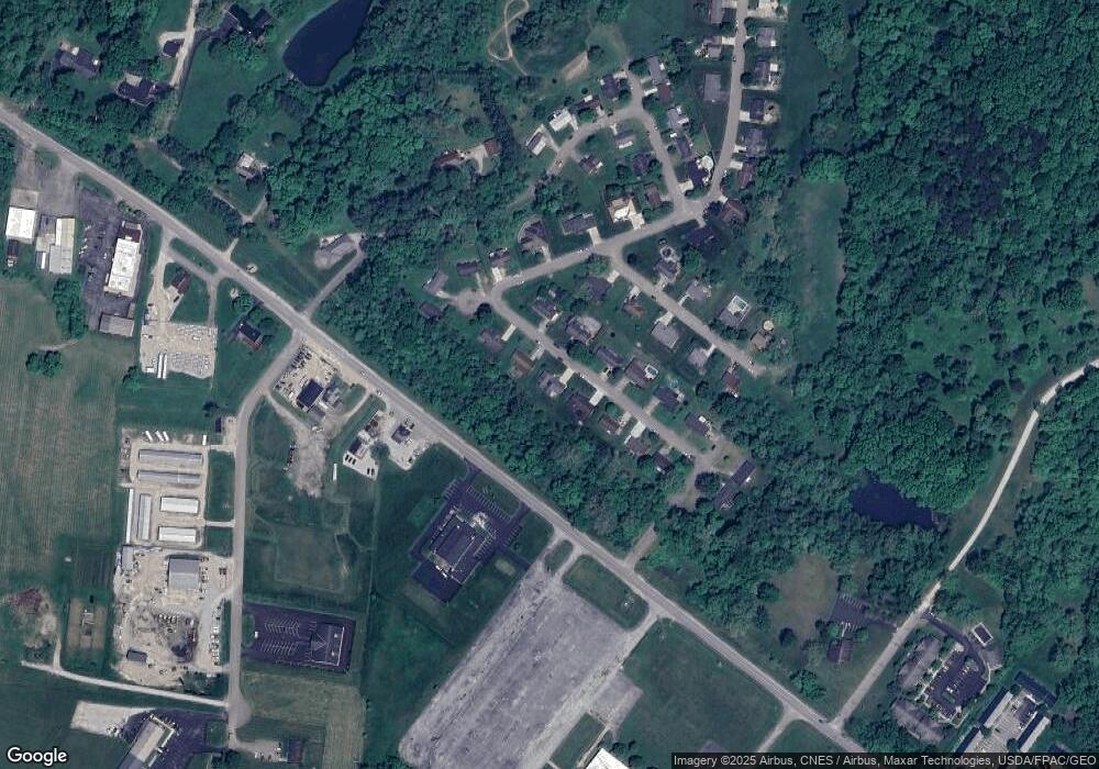 1569 Valley View Dr, Logan, OH 43138 - photo 1