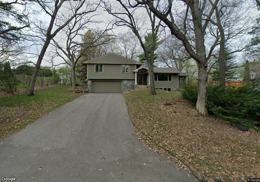 4626 White Oak Rd, Minnetonka, MN 55345 - photo 1