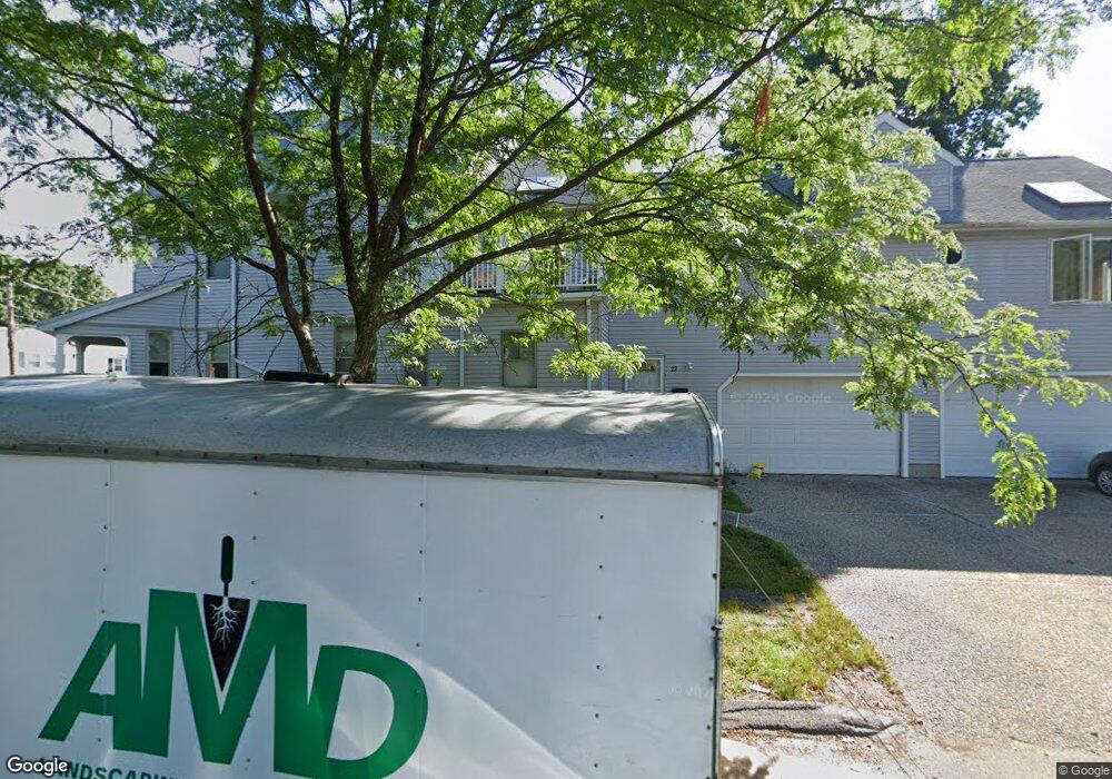 22 Mark Lee Rd Alfreton Entry unit 3, Needham, MA 02194 - photo 1