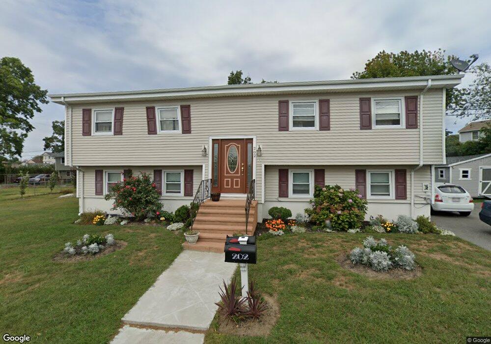 202 America St, Fall River, MA 02721 - photo 1